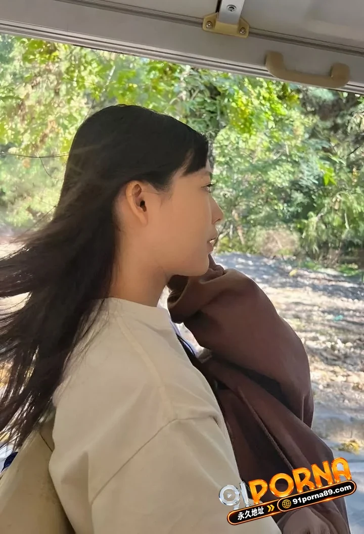 江苏海洋大学骚货 李思成 被炮友曝光聊天记录和不雅视频  口交后入翻白眼阿黑颜 沦为发情母狗！